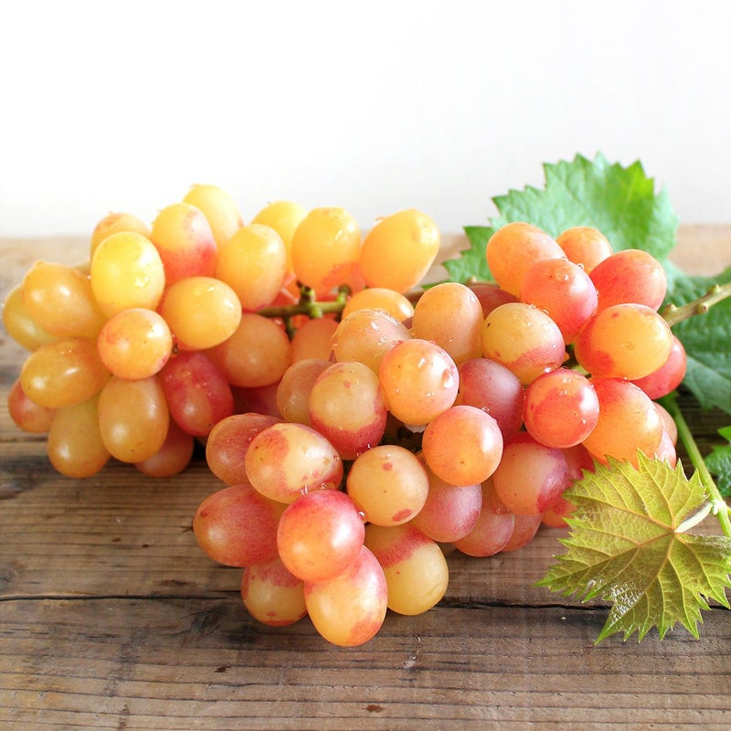 ヌーベルローズ 2房800g